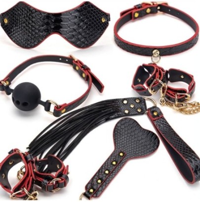 Kit Bdsm 7 Pièces Caiman noir-Rouge- Kit SM en stock sur Fun et plaisirs