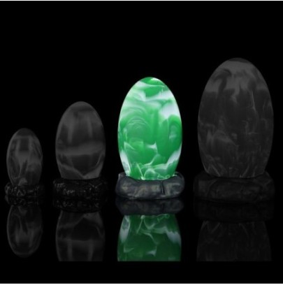 Plug Emerald Egg L 13 x 9cm sur fun et plaisirs - vente de sextoys pas cher